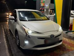 Сүрөт унаа Toyota Prius