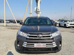 Сүрөт унаа Toyota Highlander