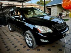 Photo of the vehicle Lexus RX