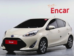 Сүрөт унаа Toyota Prius c