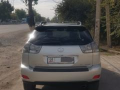 Photo of the vehicle Lexus RX