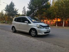 Фото авто Honda Fit