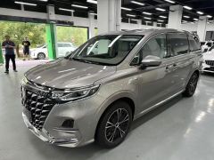 Фото авто Roewe iMAX8