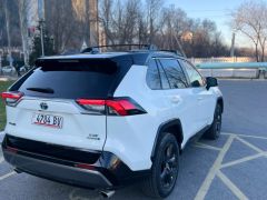 Сүрөт унаа Toyota RAV4