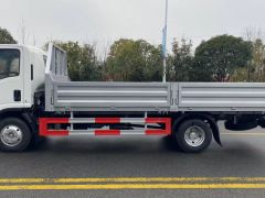 Фото авто Isuzu Elf