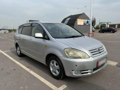 Photo of the vehicle Toyota Ipsum