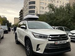 Сүрөт унаа Toyota Highlander