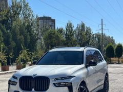 Сүрөт унаа BMW X7