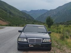 Сүрөт унаа Mercedes-Benz C-Класс