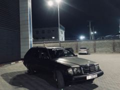 Сүрөт унаа Mercedes-Benz W124