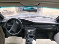 Photo of the vehicle Audi 100