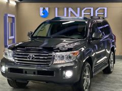 Фото авто Toyota Land Cruiser