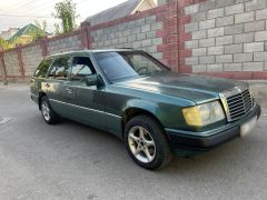 Сүрөт унаа Mercedes-Benz W124