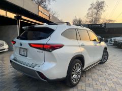 Фото авто Toyota Highlander