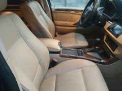 Photo of the vehicle BMW X5