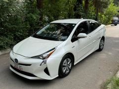 Фото авто Toyota Prius