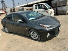 Фото авто Toyota Prius