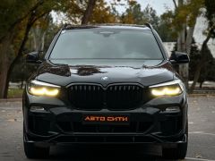 Photo of the vehicle BMW X5