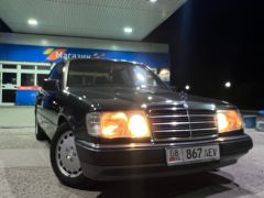 Сүрөт унаа Mercedes-Benz W124