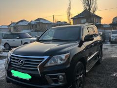 Photo of the vehicle Lexus LX