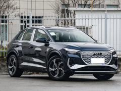 Сүрөт унаа Audi Q4 e-tron