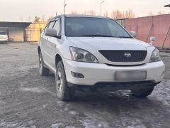 Сүрөт унаа Toyota Harrier