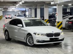 Photo of the vehicle BMW 5 Series