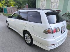 Photo of the vehicle Toyota Caldina