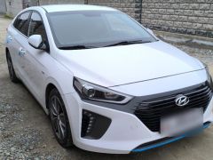 Photo of the vehicle Hyundai IONIQ