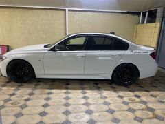 Photo of the vehicle BMW 3 Series