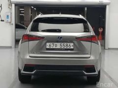 Photo of the vehicle Lexus NX