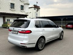 Фото авто BMW X7