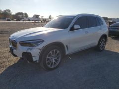 Photo of the vehicle BMW X5