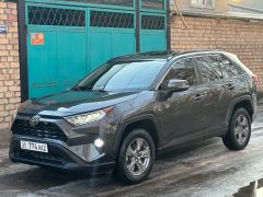 Сүрөт унаа Toyota RAV4