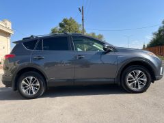 Сүрөт унаа Toyota RAV4