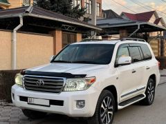 Сүрөт унаа Toyota Land Cruiser