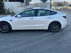 Фото авто Tesla Model 3