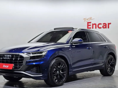 Сүрөт унаа Audi Q8