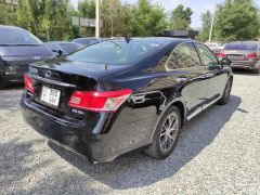 Photo of the vehicle Lexus ES