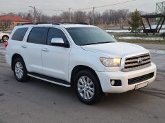 Сүрөт унаа Toyota Sequoia