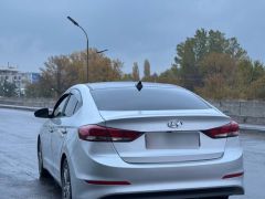 Сүрөт унаа Hyundai Elantra