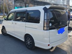 Фото авто Honda Stepwgn