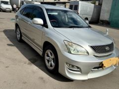 Сүрөт унаа Toyota Harrier