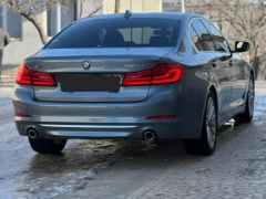 Photo of the vehicle BMW 5 Series