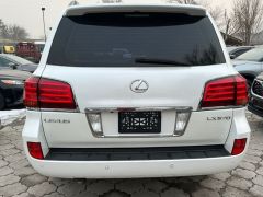 Photo of the vehicle Lexus LX