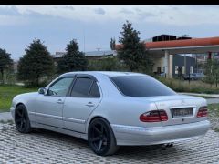 Photo of the vehicle Mercedes-Benz E-Класс