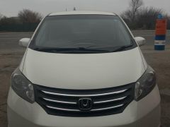 Фото авто Honda Freed