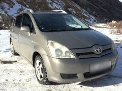 Сүрөт унаа Toyota Corolla Verso