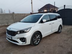 Фото авто Kia Carnival