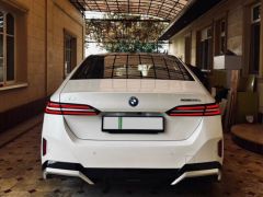 Сүрөт унаа BMW i5